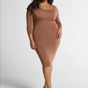 Fashion to Figure Everyday Midi Dress (TAUPE)